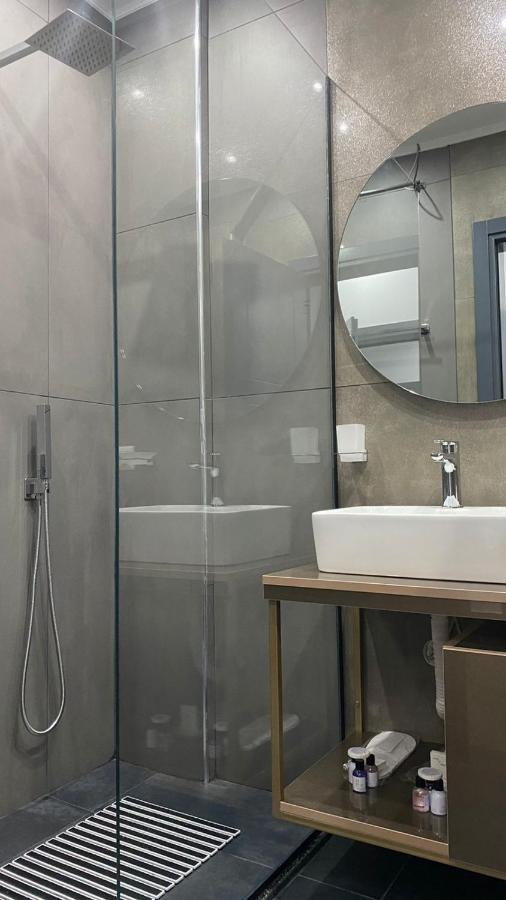 Bujtina Xhabakja Hotel Belsh Luaran gambar